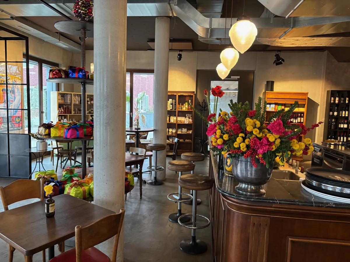 Auf dem Bild ist das Innere des «Amici miei» zu sehen.